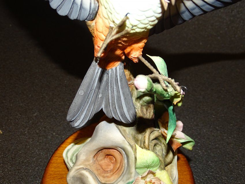 Gran fanal con Aves, porcelana de Buen Retiro