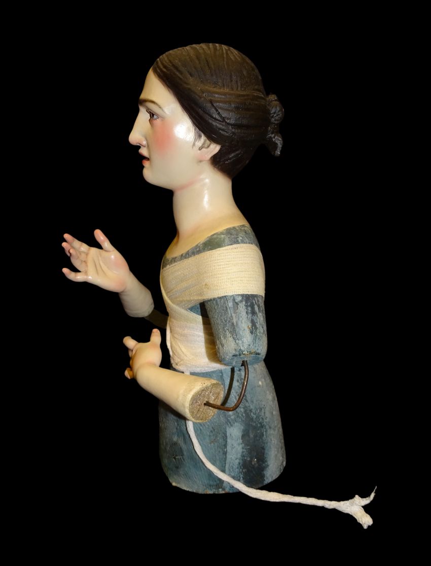 Escultura talla vestidera, Santa Águeda,  Sicilia   cap i pota antigua, S