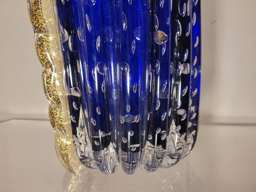 Pareja de jarrones cristal de murano soplado, azul intenso con polvo de oro