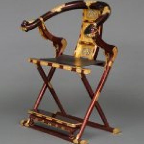 Sillón o silla de meditación para monje, “kyokuroku”, madera lacada y metal – Japón, Período Shōwa (1926 1989)