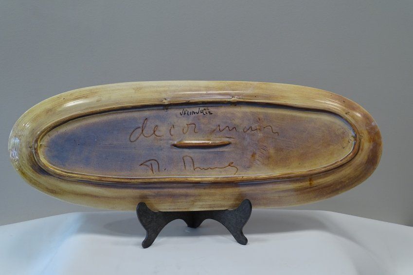 Bandeja ovalada con Langosta, diseño Monique Brunner, cerámica de Vallauris - s. XX