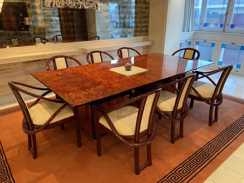 Dinning table after Willy Rizzo, madera de lupia, años 70