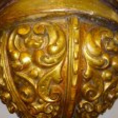 Ménsula barroca en madera tallada y dorada, S