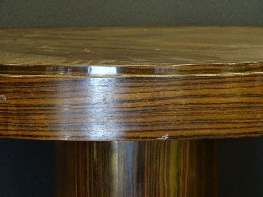 Mesa gueridón Art Decó en madera de palosanto