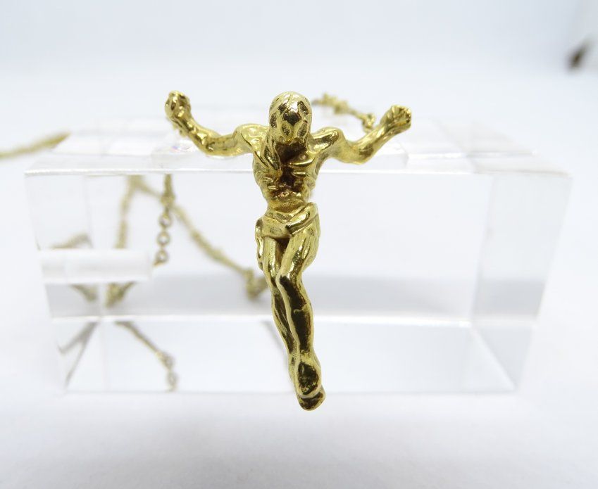 Crucifijo “Cristo de San Juan de la Cruz” de Dalí con cadena de 50 cm de clavos en oro de 18k